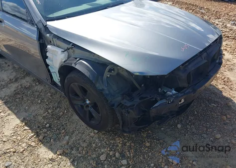 2013 BMW 528I из США, поврежденный, VIN WBAXG5C52DD230133